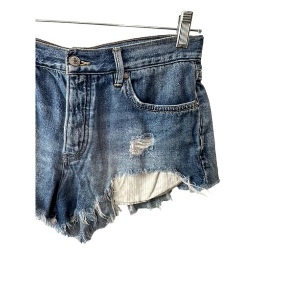 Free People We The Free Distressed Button-Fly Cut Off Jean Shorts Women's 28 - Picture 5 of 6